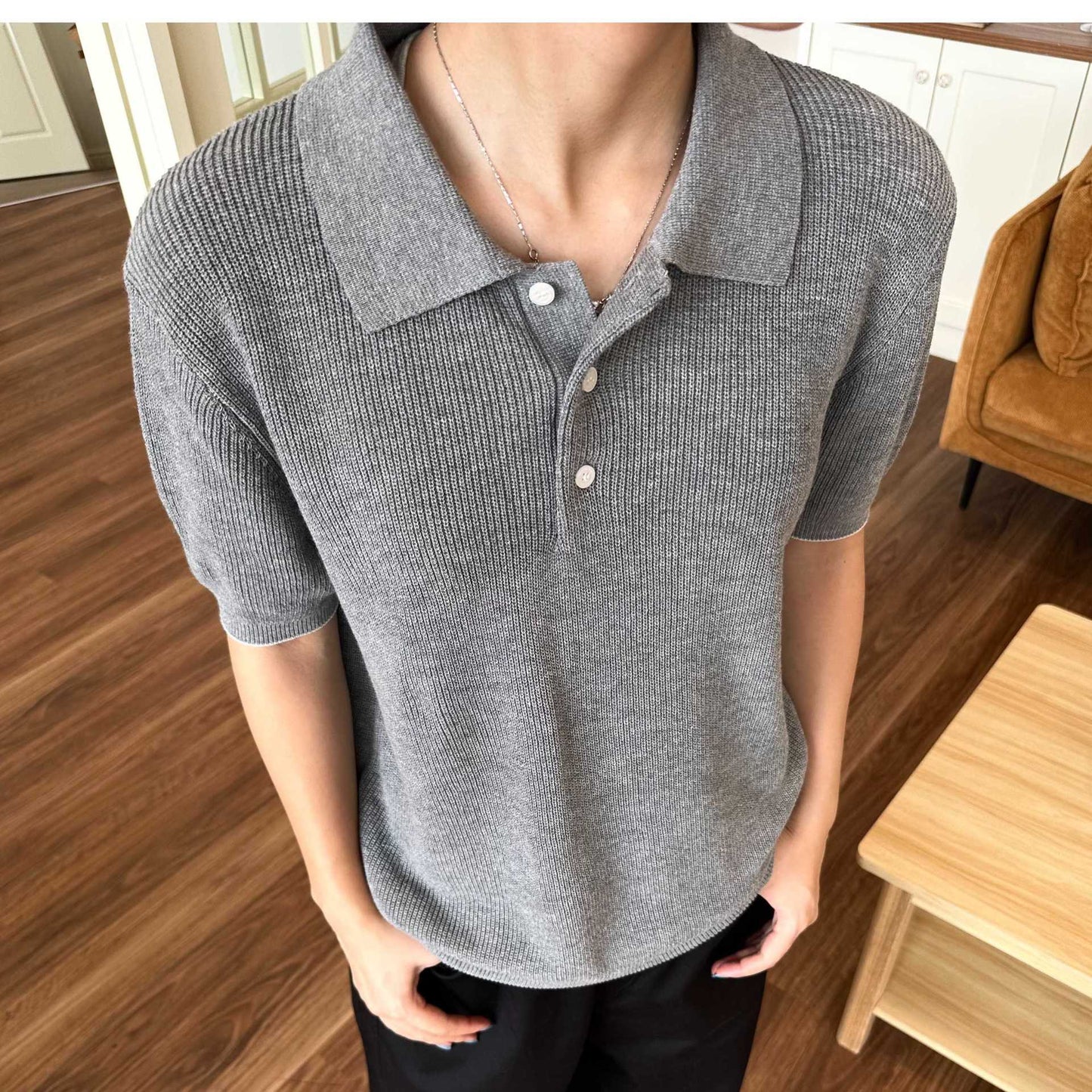 T-shirt Uomo "Retro Cotton" – Vestibilità Comoda